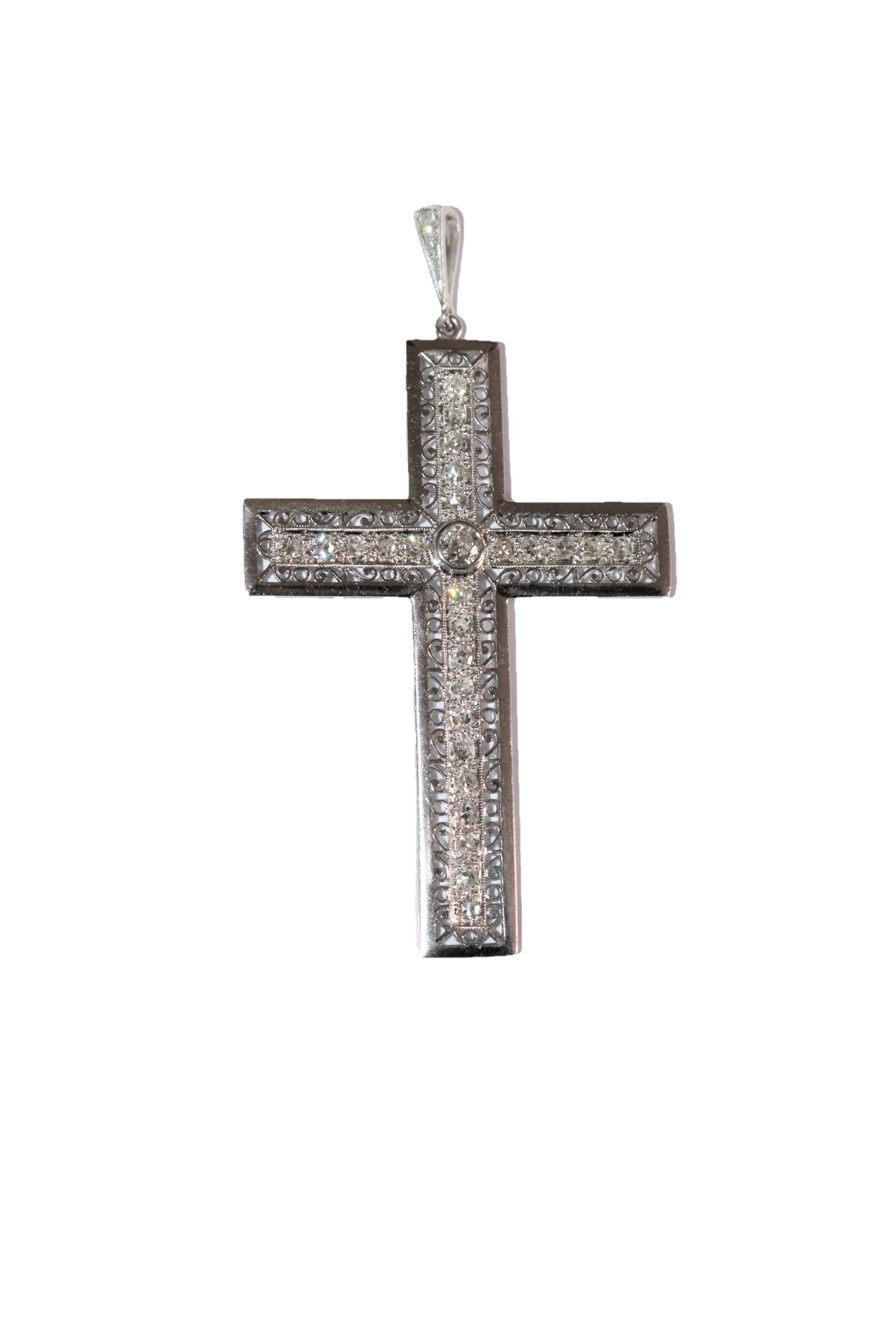 Pendentif Croix En Platine Et Diamants