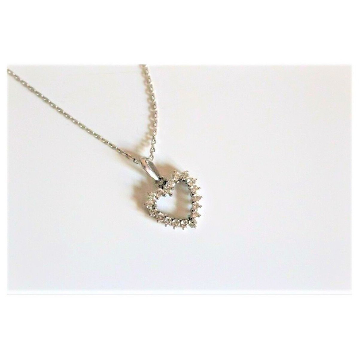 Collier Coeur or blanc et diamants