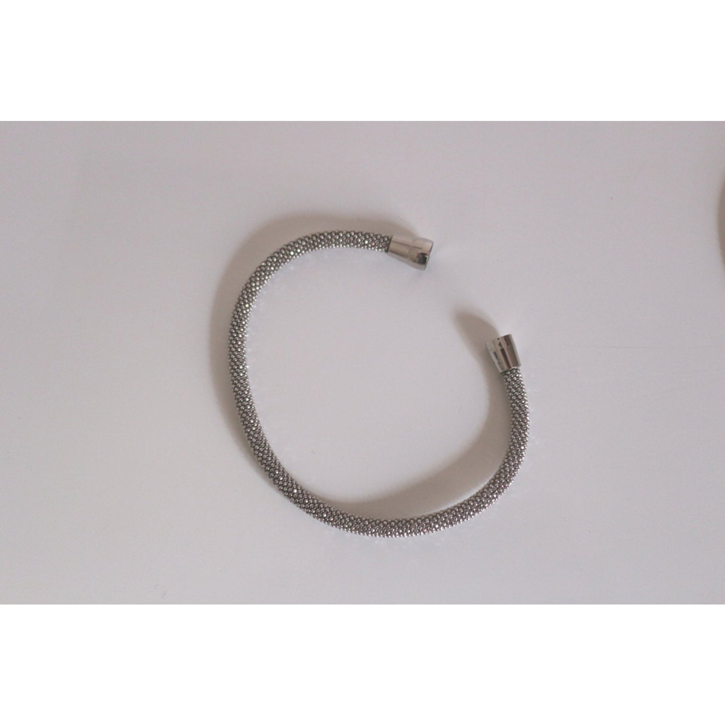Paire de bracelets joncs argent et vermeil