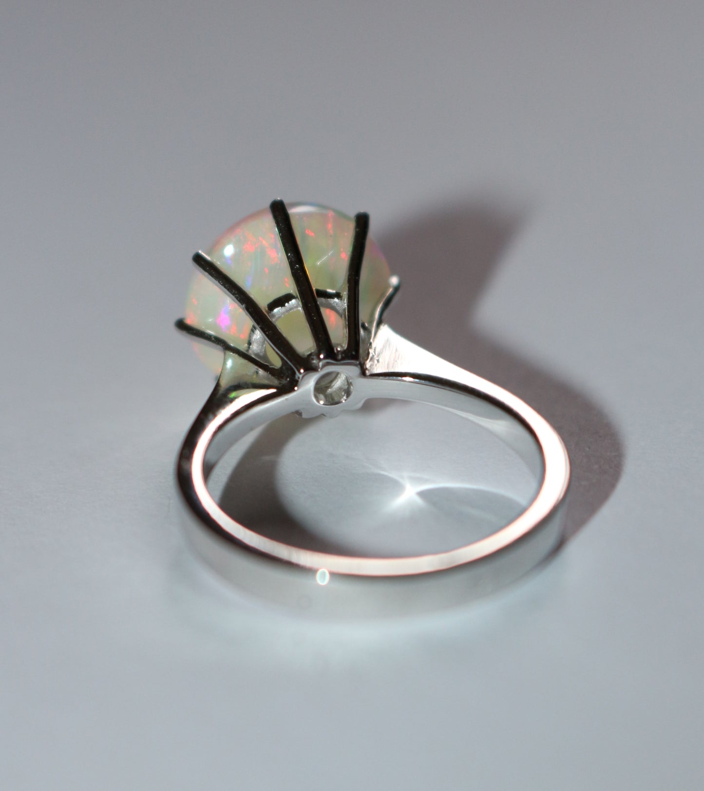 Bague or blanc Opale et diamants