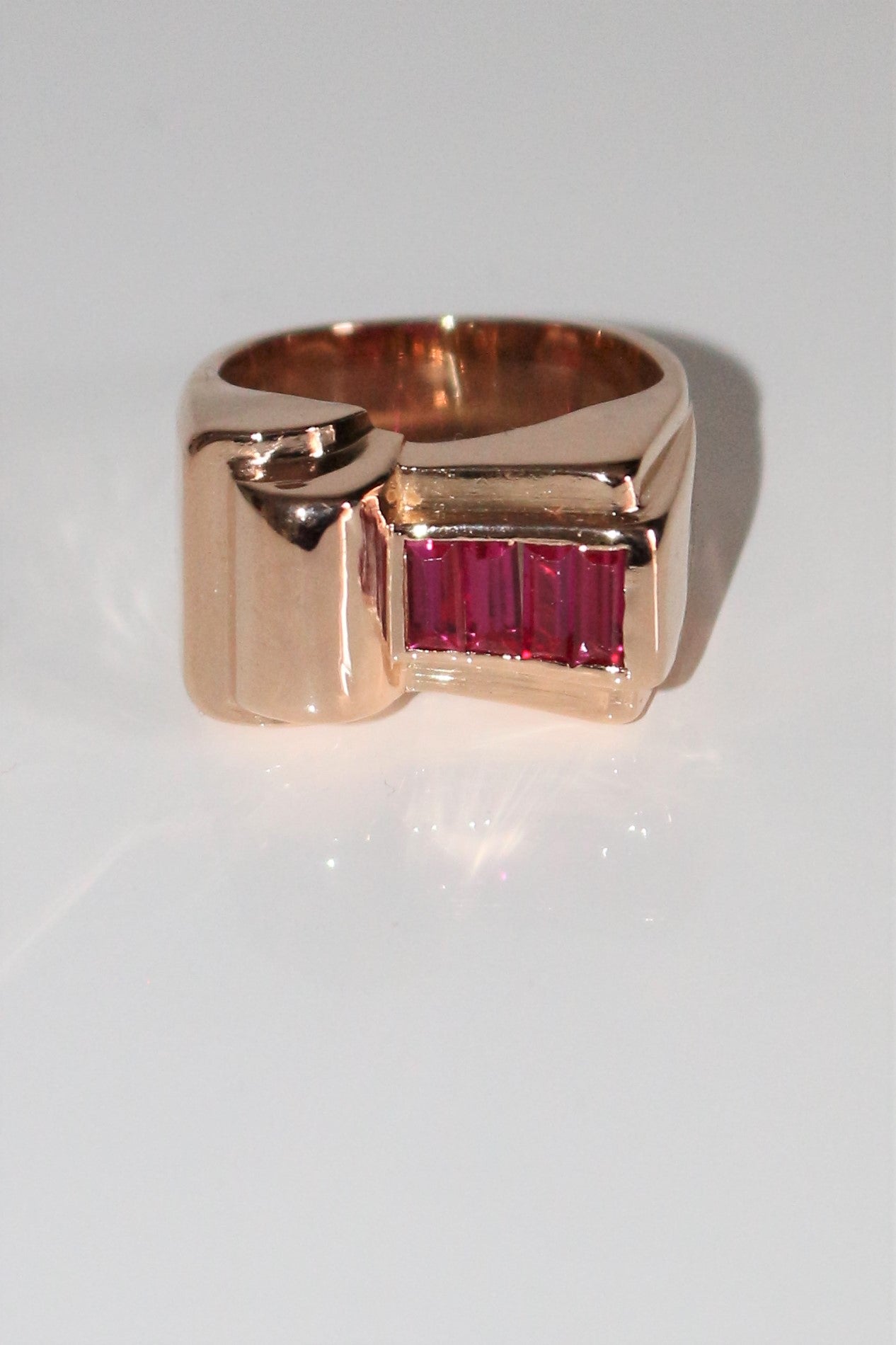 Bague Tank Or Jaune Et Pierres Rouges