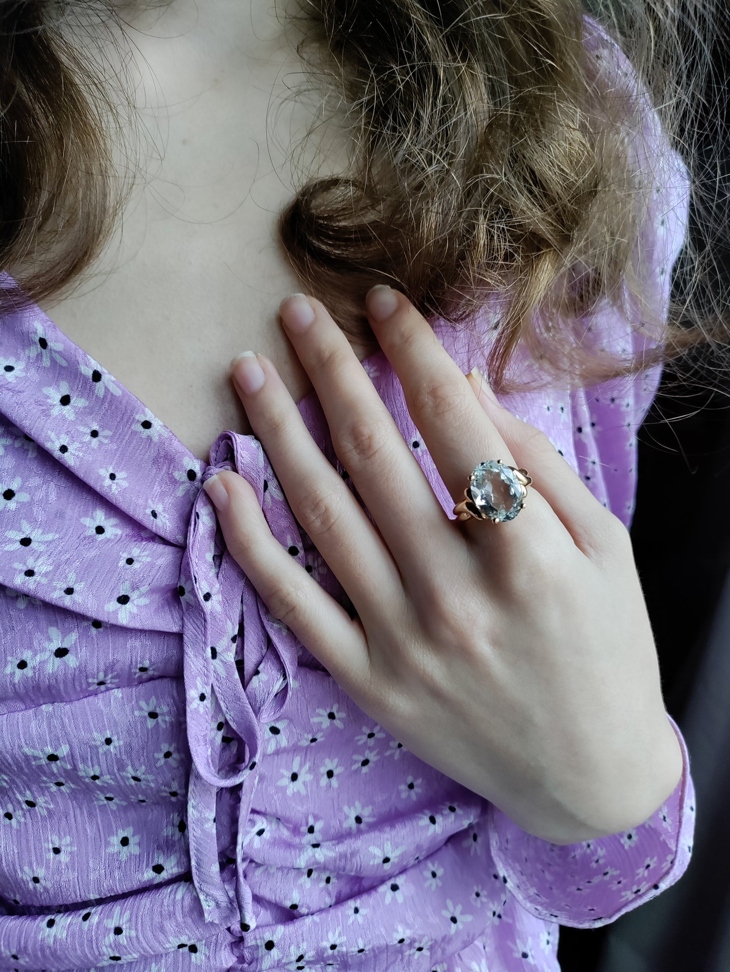 Bague Or Jaune Sertie d'Une Aigue-marine Facettée