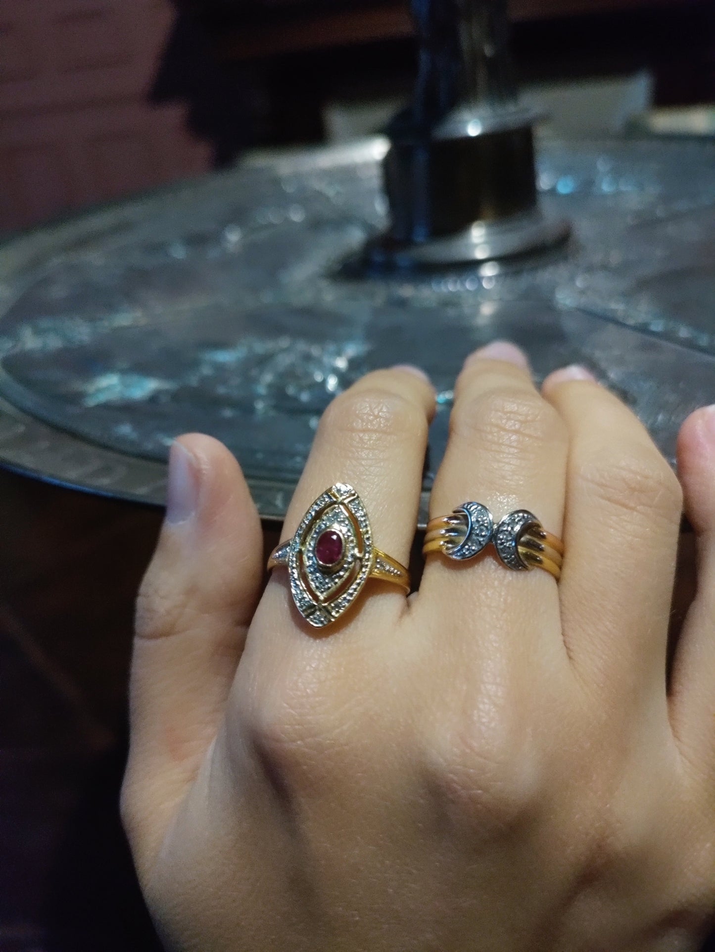 Bague marquise rubis diamants