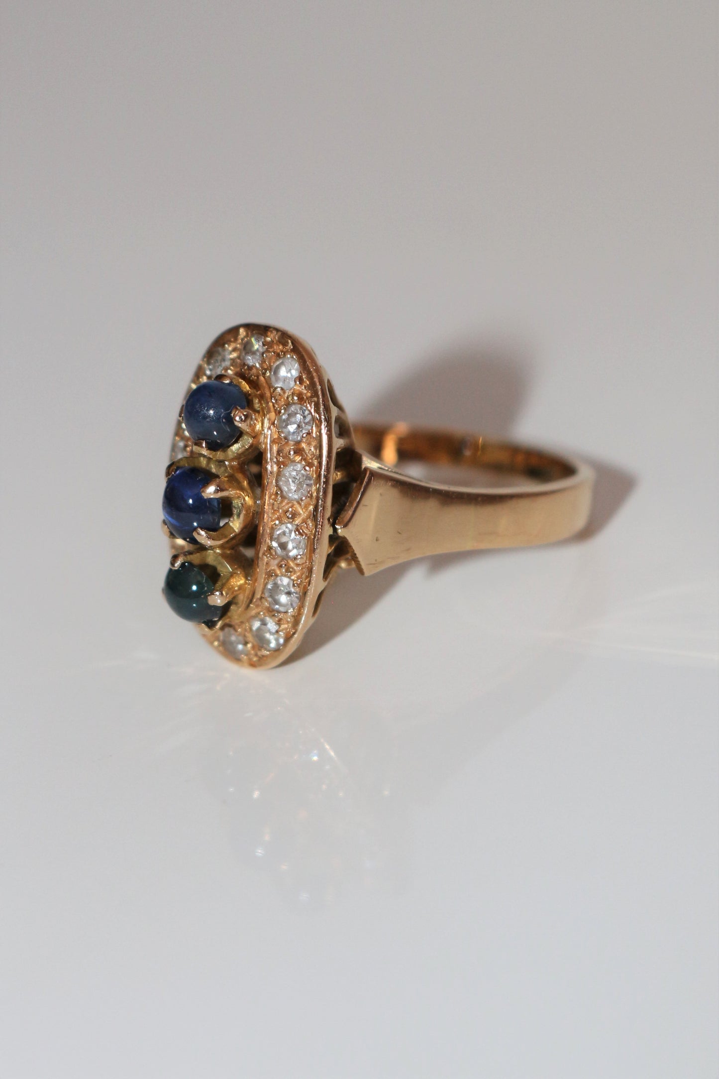 Bague Triologie De Saphirs Et Diamants