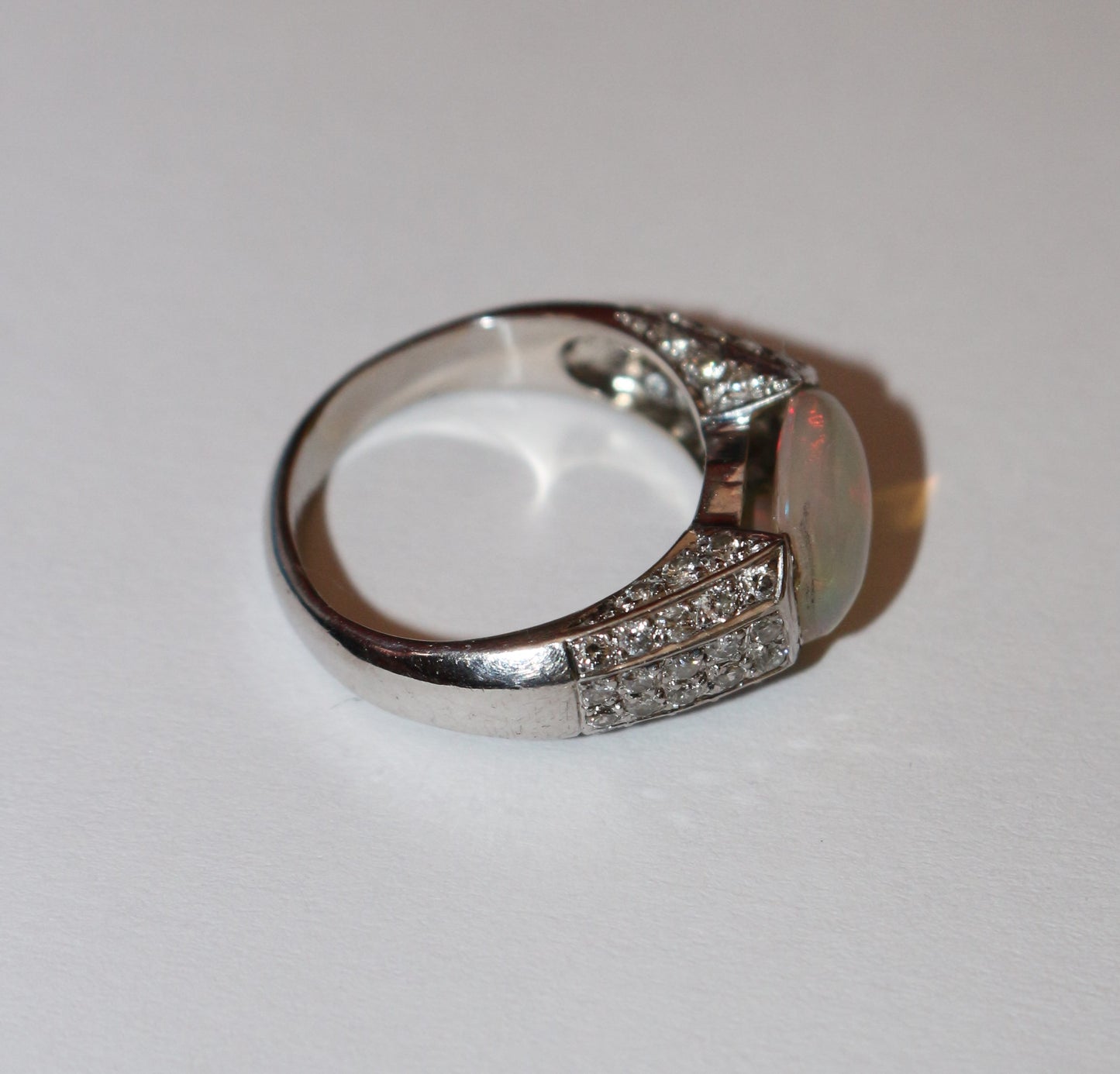 Bague opale Art Déco