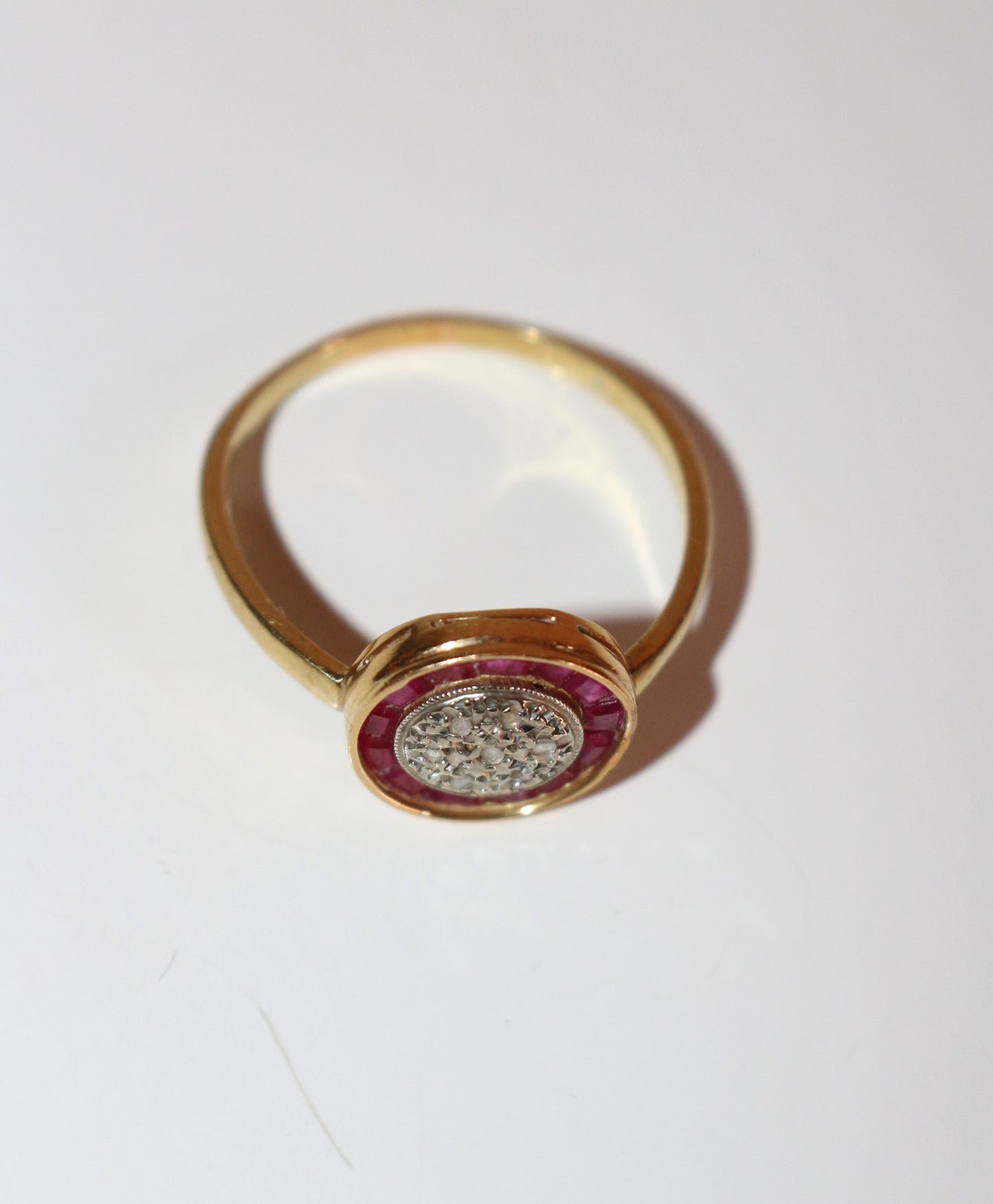 Bague Art Déco Ronde Rubis Et Diamants Roses