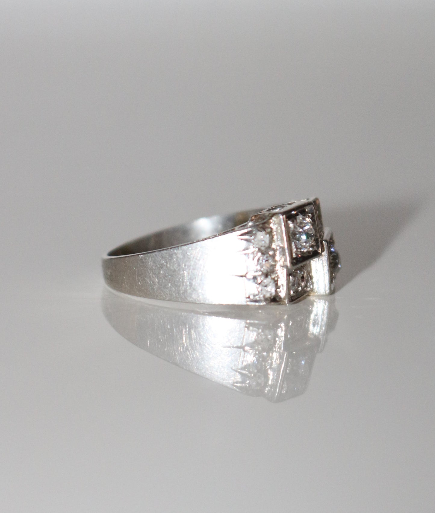 Bague Art Déco Platine Et Diamants