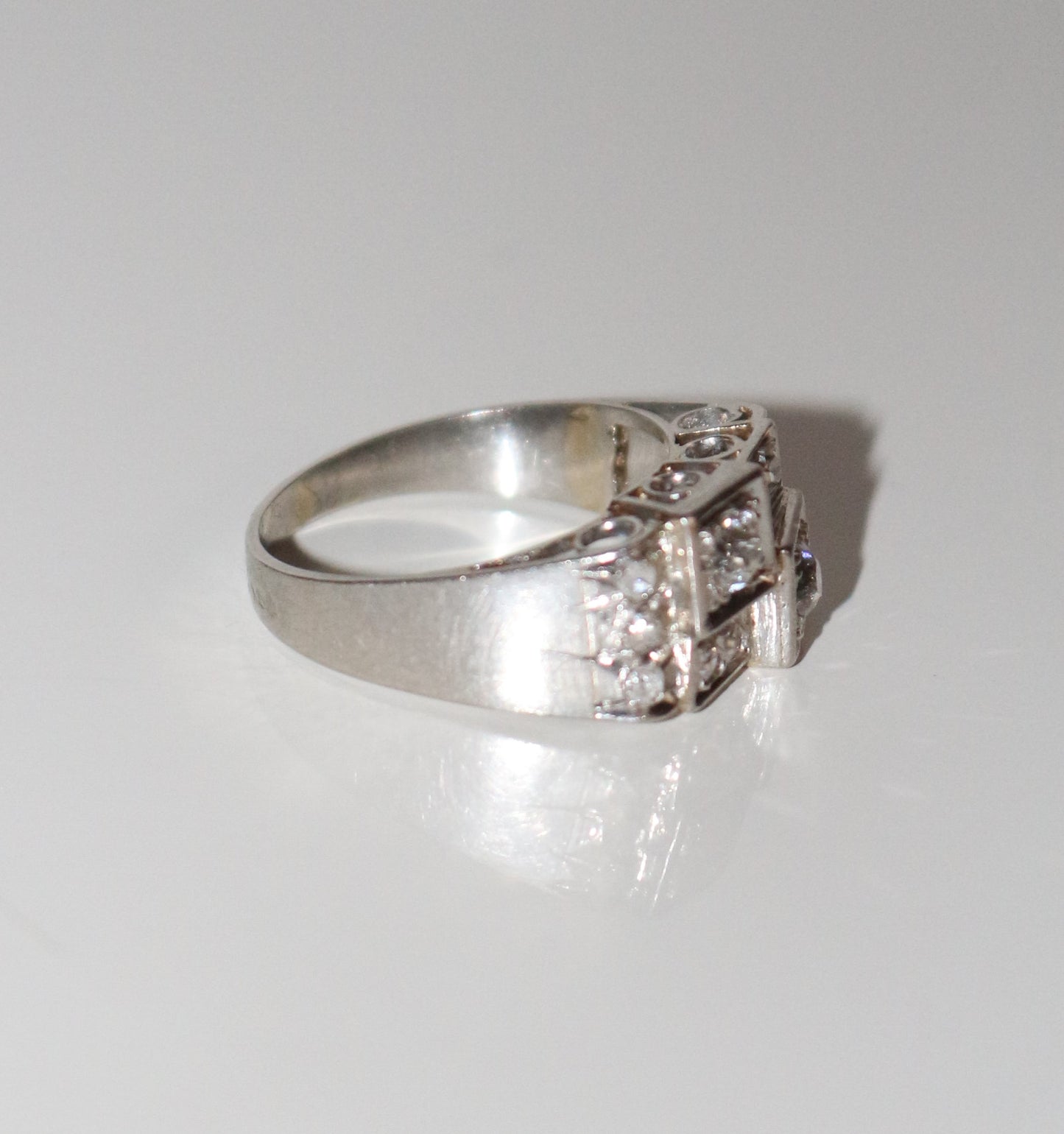 Bague Art Déco Platine Et Diamants