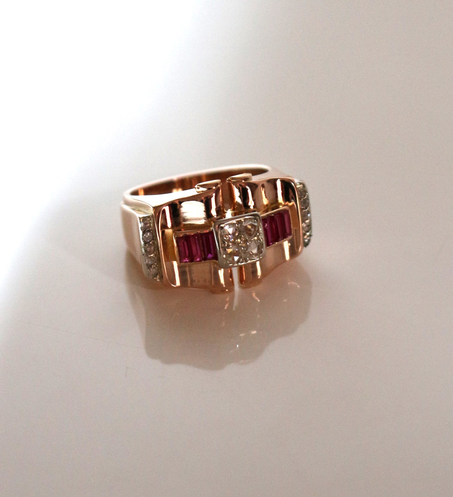Bague Rétro Rubis Et Diamants