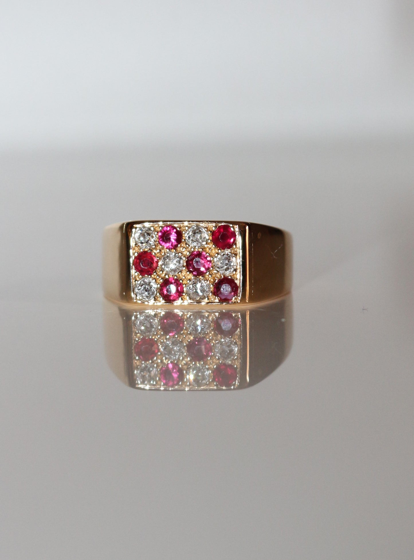 Bague Chevalière Rubis Et Diamants unisexe