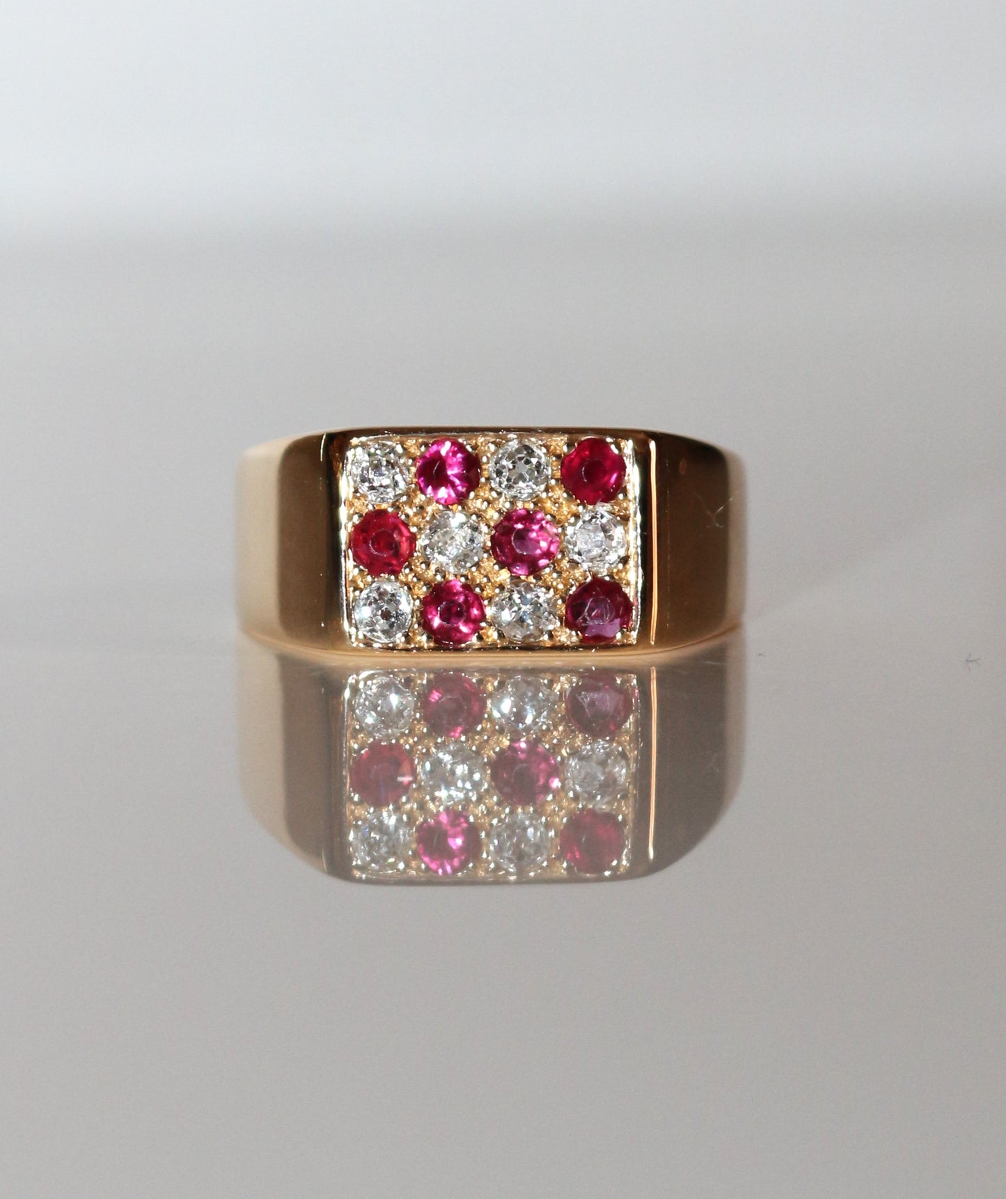 Bague Chevalière Rubis Et Diamants unisexe