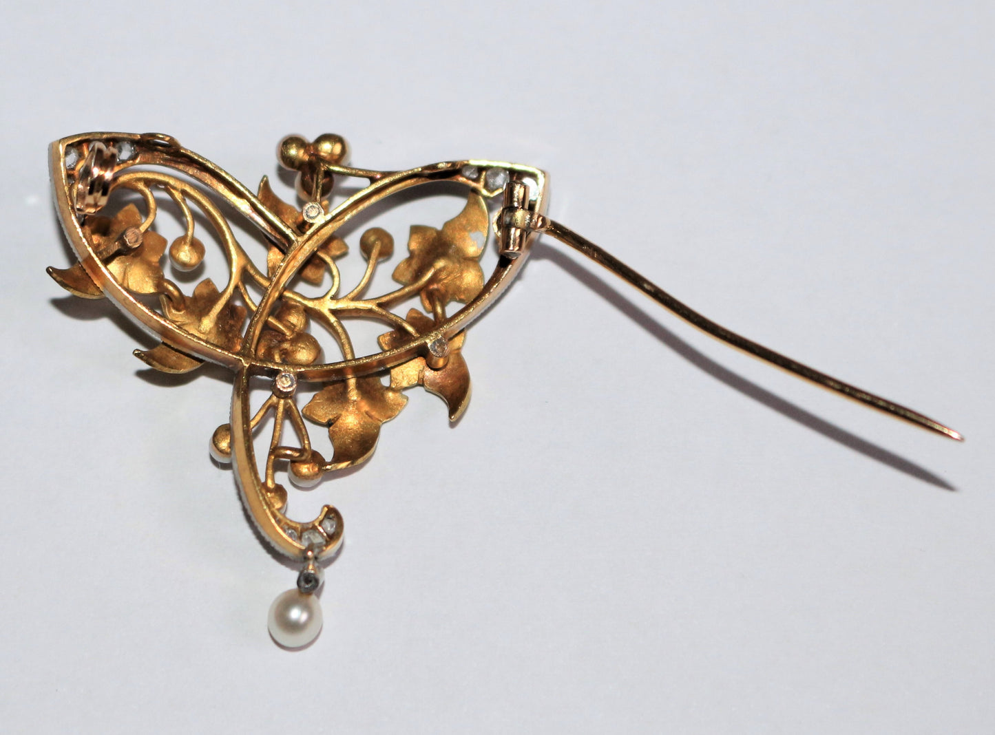 Broche gui Art Nouveau