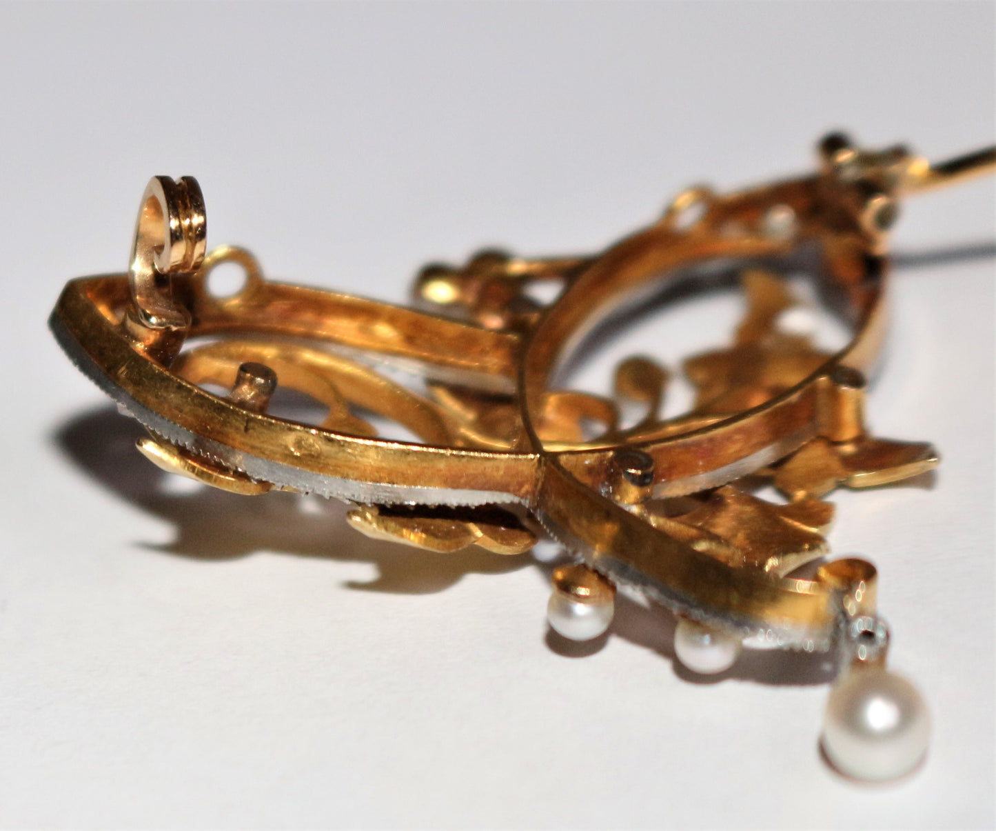Broche gui Art Nouveau