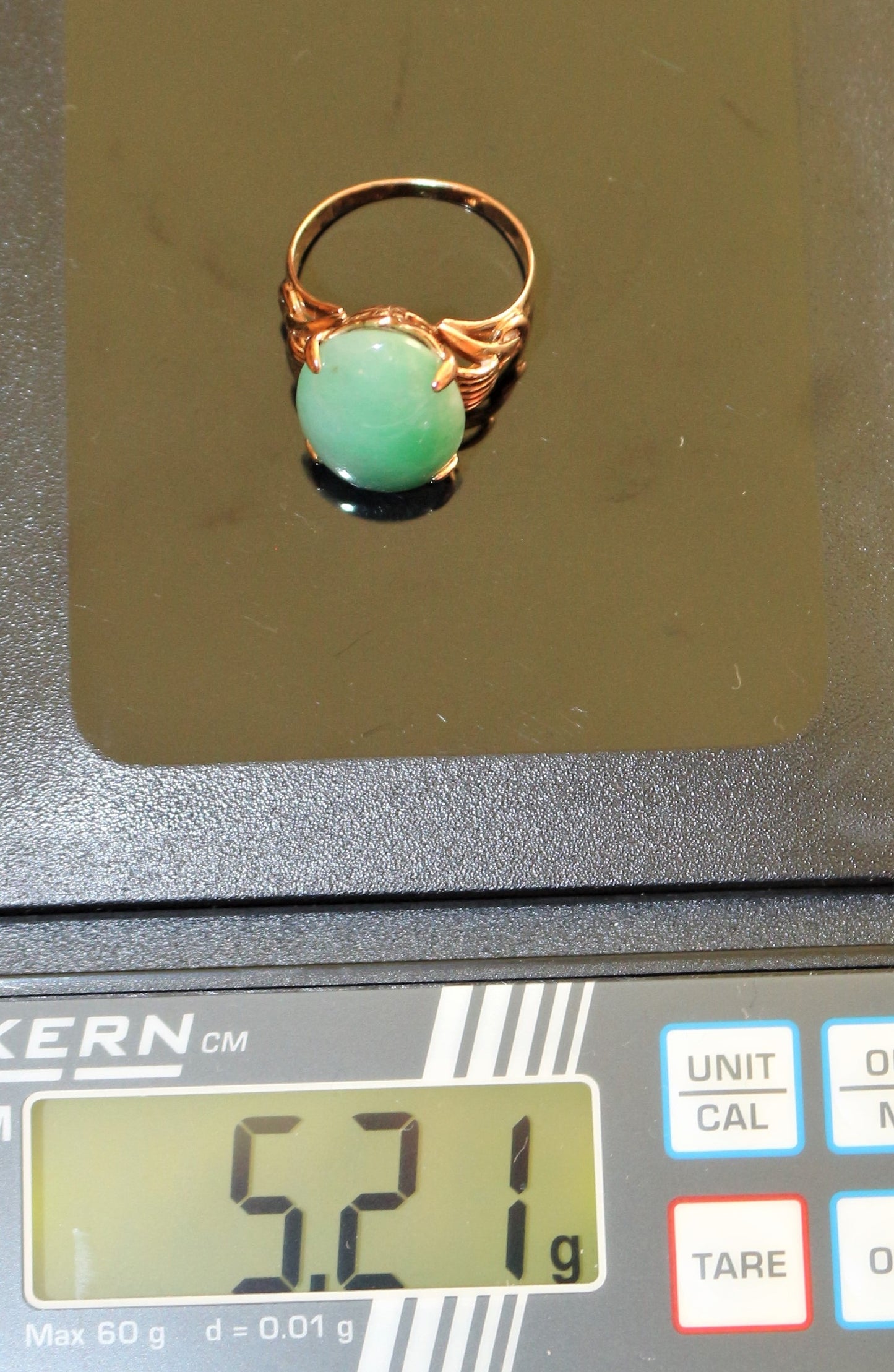 Bague Cabochon De Jade