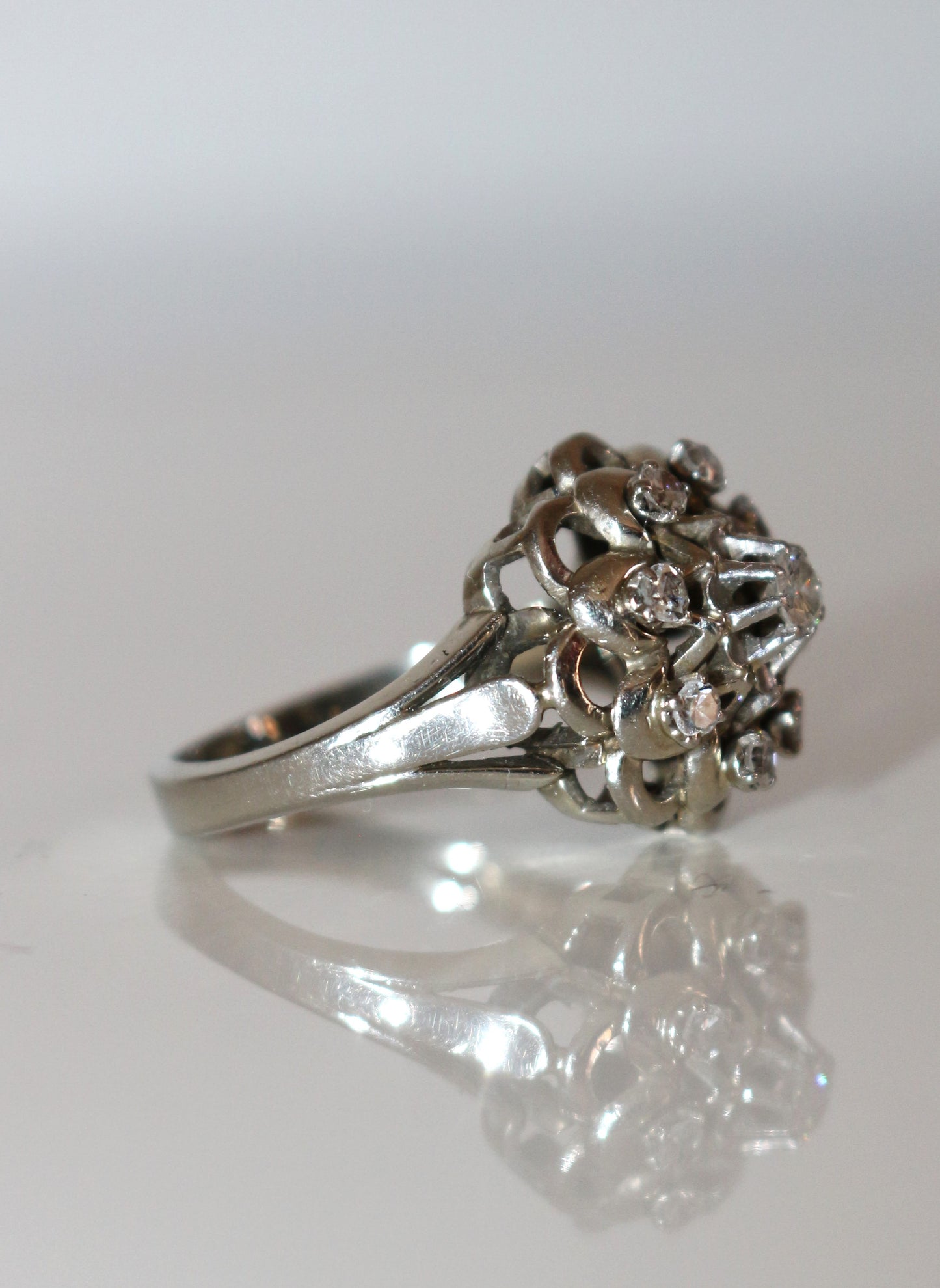 Bague marguerite Diamants Et Platine 1950