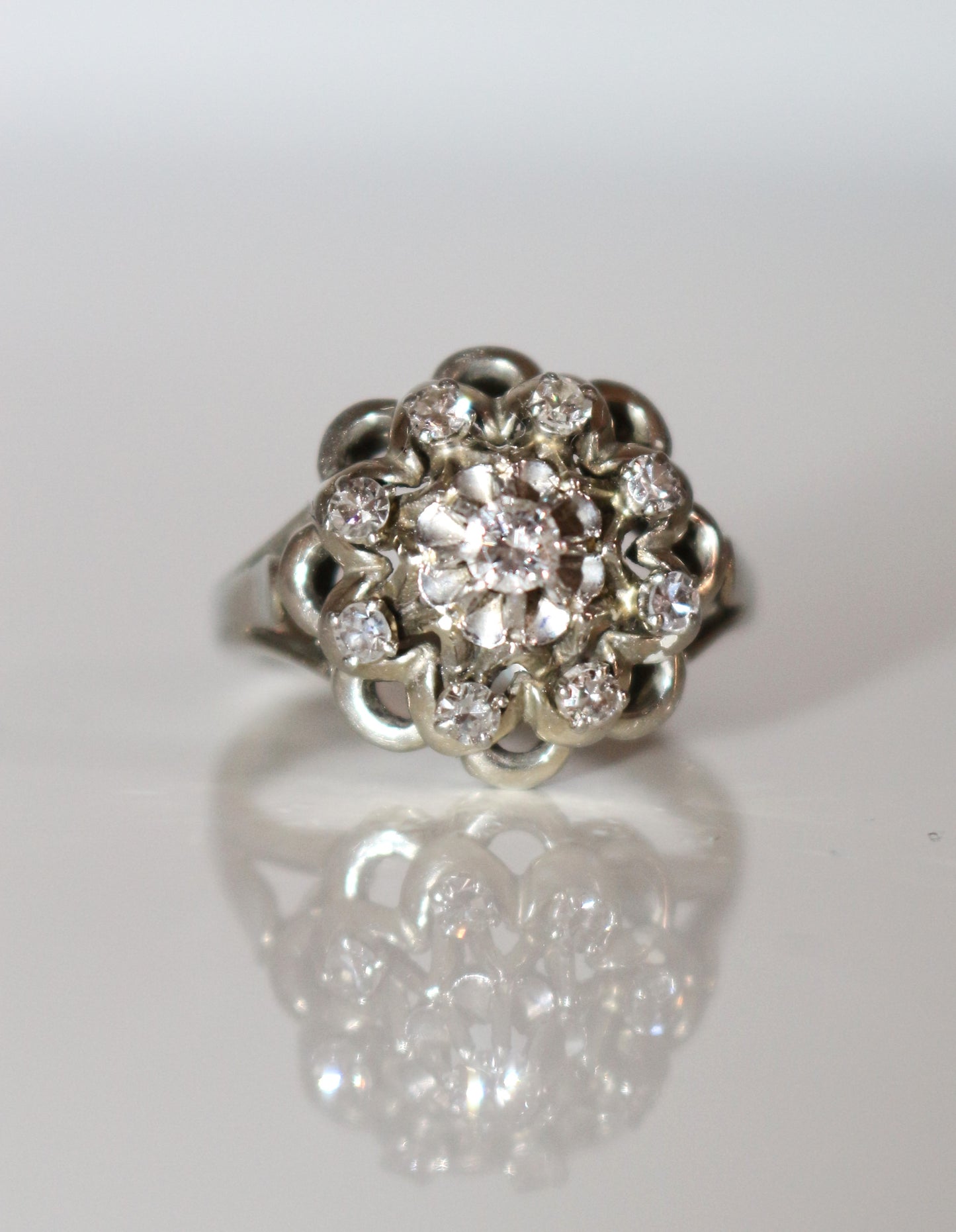 Bague marguerite Diamants Et Platine 1950