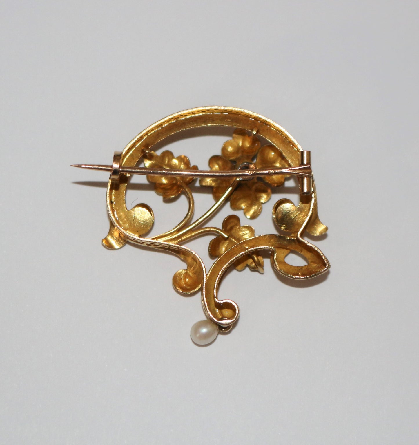 Broche d'époque Art Nouveau En Or Jaune