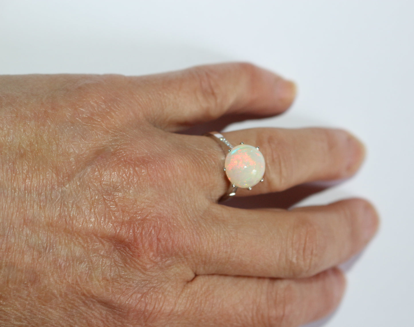 Bague or blanc Opale et diamants