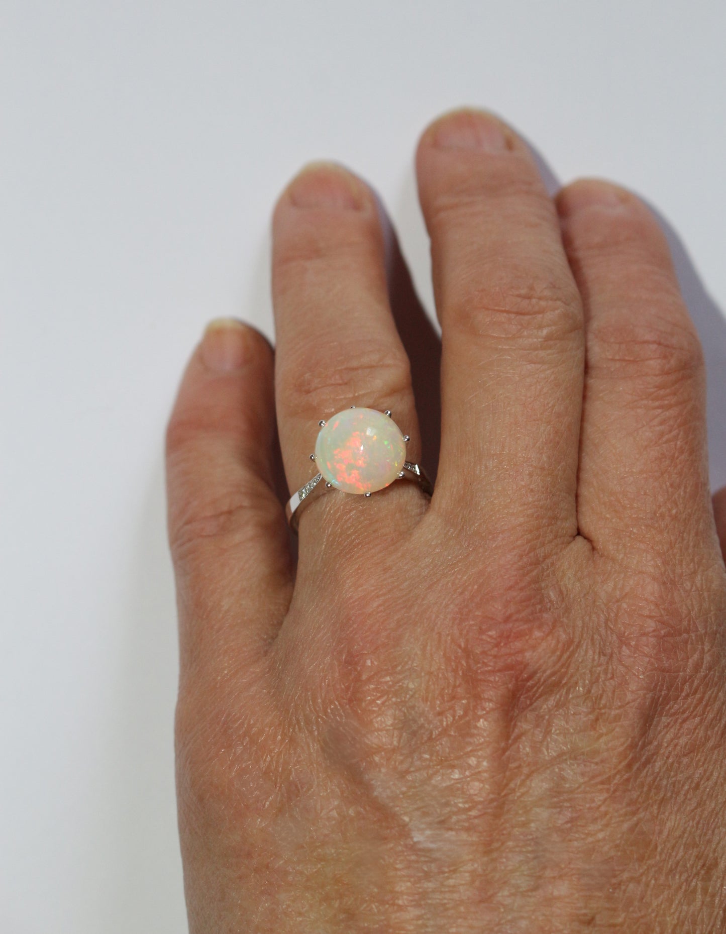 Bague or blanc Opale et diamants