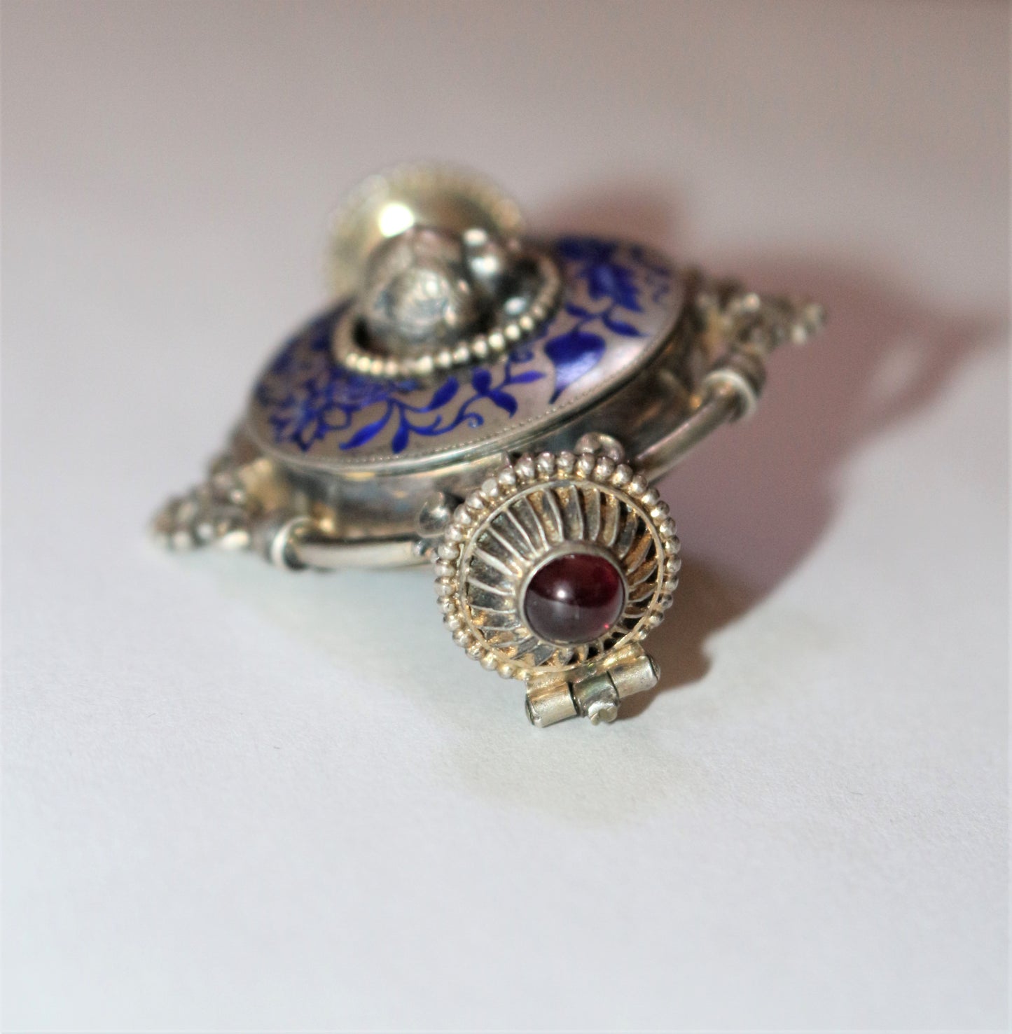 Broche néo-Renaissance XIXe