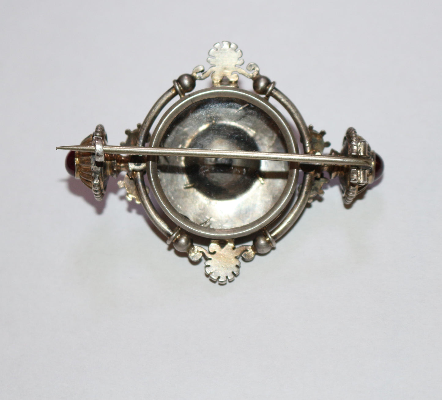Broche néo-Renaissance XIXe