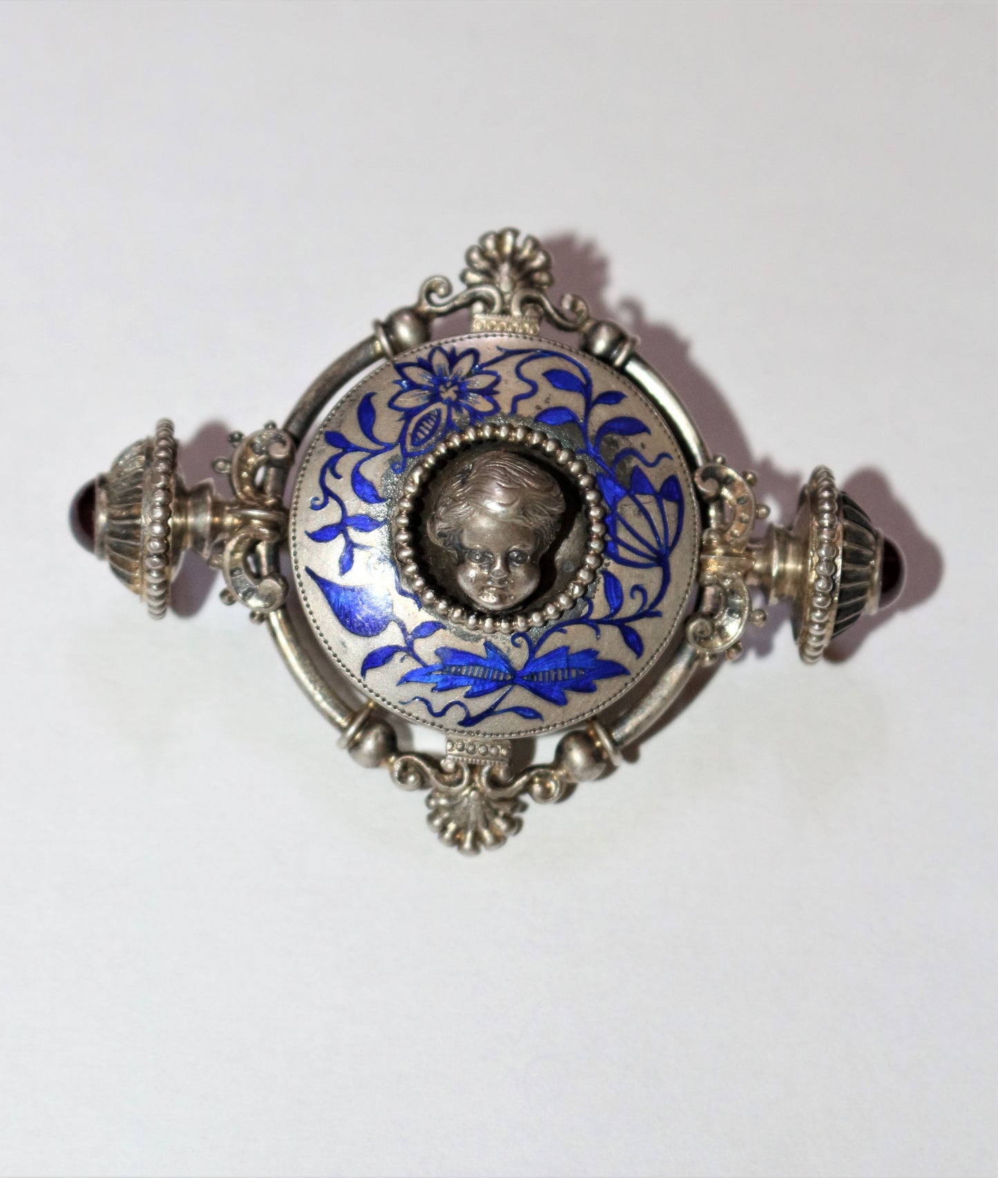 Broche néo-Renaissance XIXe