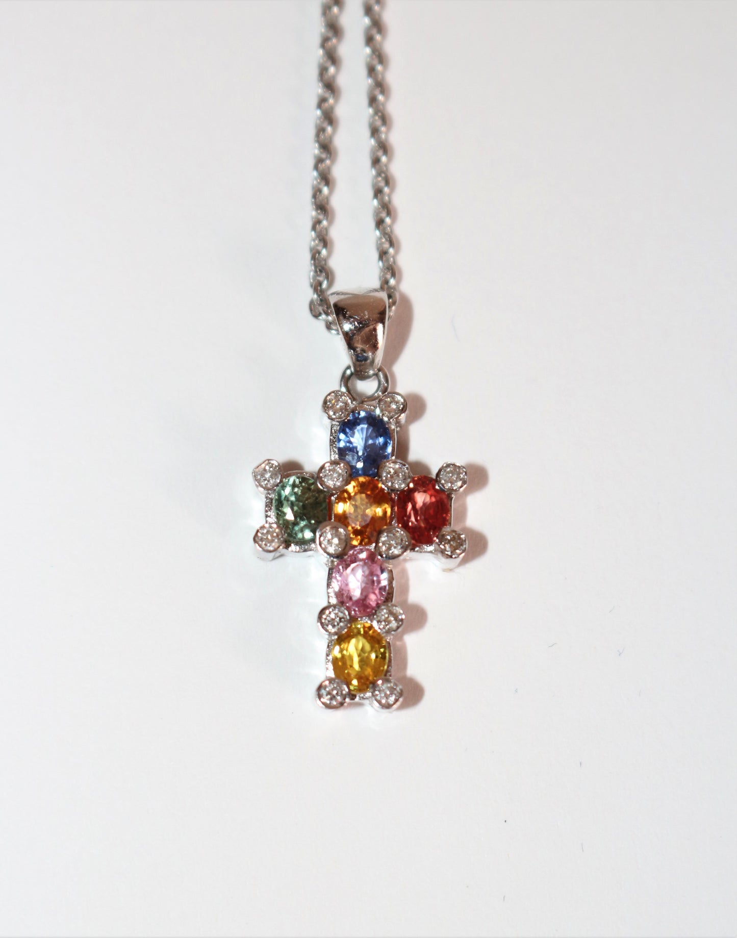 Collier Pendentif Croix multicolore