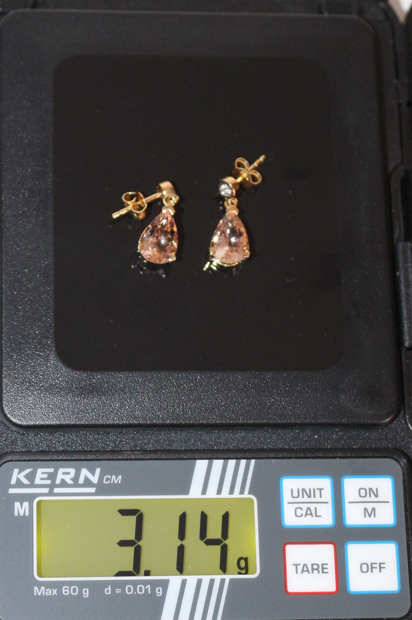Paire De Boucles d'Oreilles Morganites Et Diamants