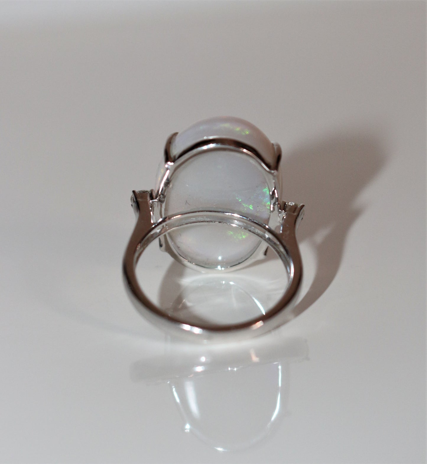 Bague Opale d'Australie diamants