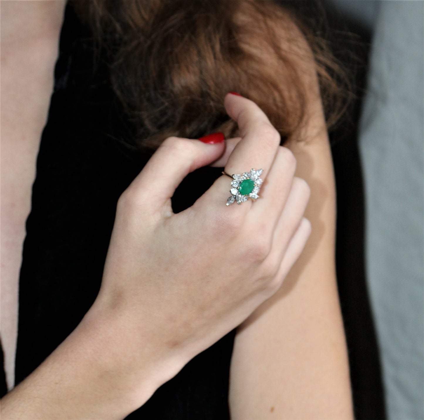 Bague Navette émeraude Et Diamants