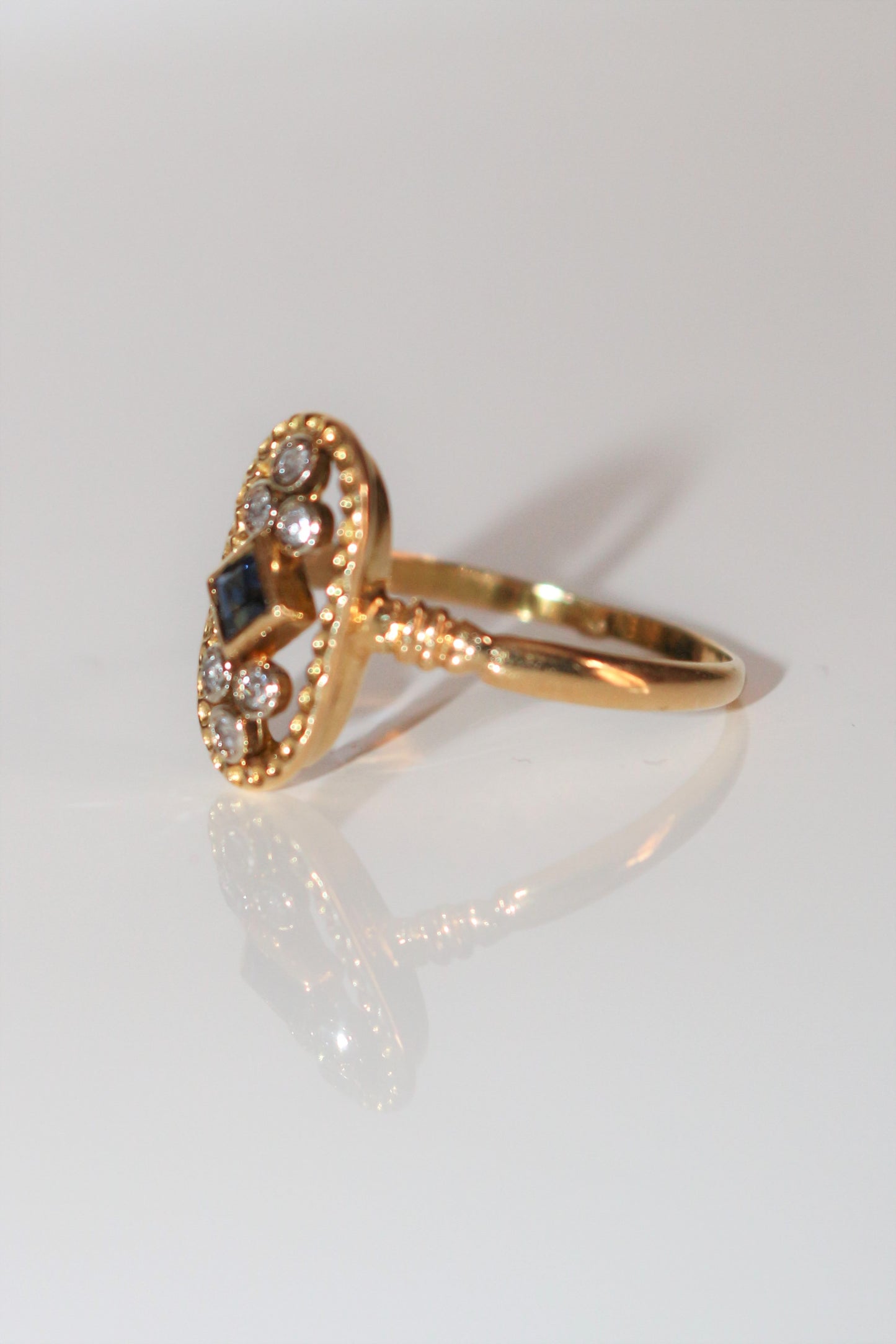 Bague Ovale Ajouré Saphir