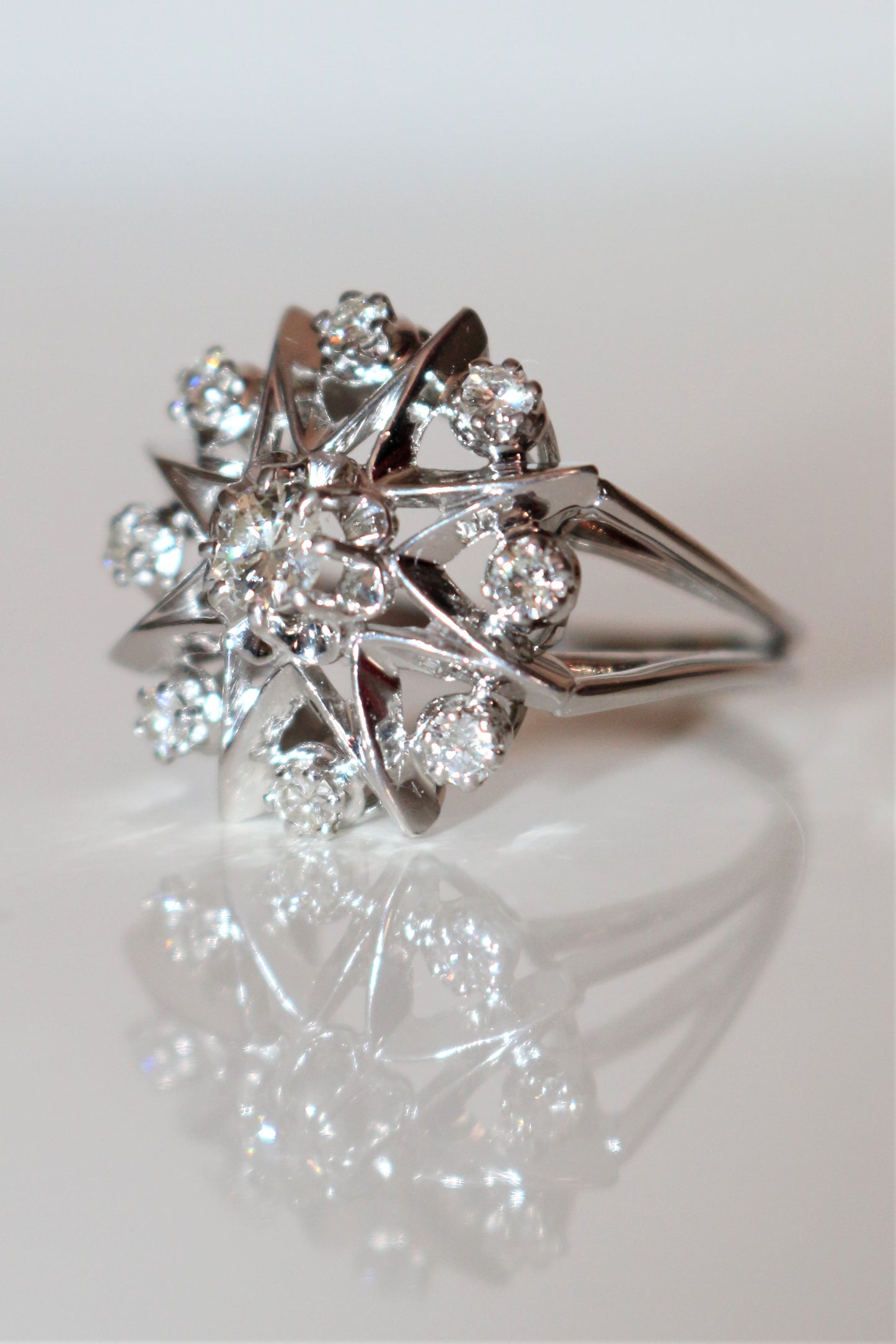 Bague étoile Or Gris Et Diamants