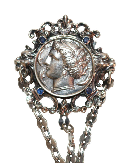 Broche châtelaine monnaie argent 1880 et saphirs