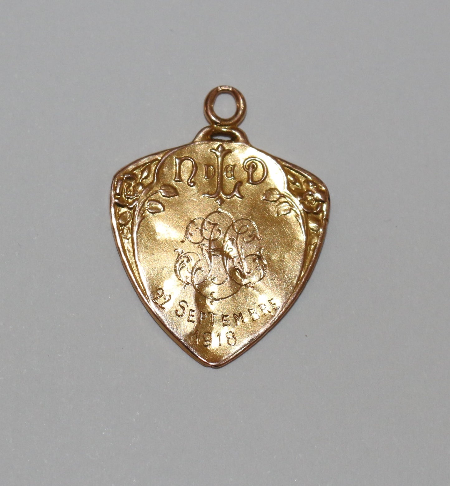 Médaille Religieuse Or Jaune Art Nouveau
