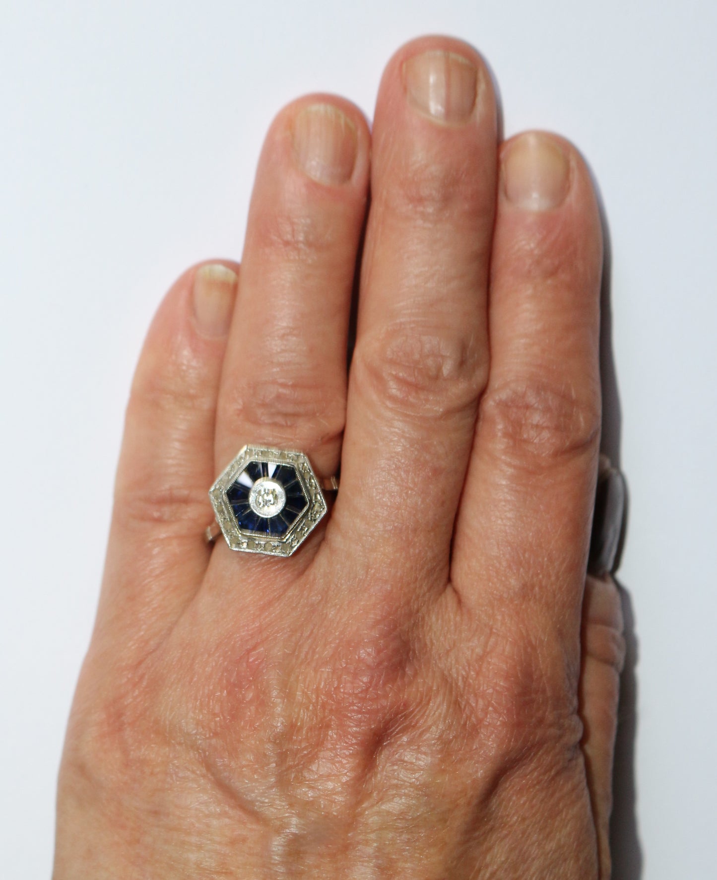 Bague Hexagonale Art Déco Diamants Saphirs